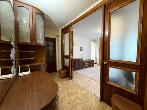 квартира за адресою Верховинна вул., 18
