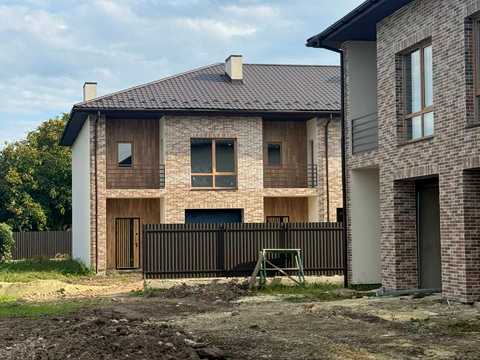 дом по адресу Рыльского ул.
