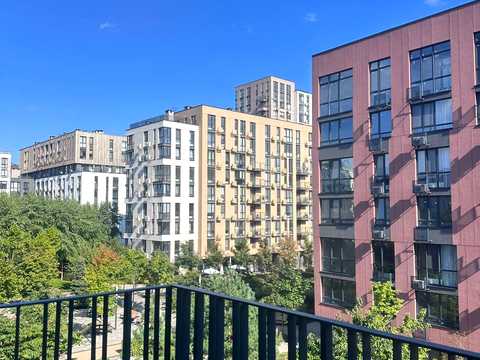квартира за адресою Салютна вул., 2к21