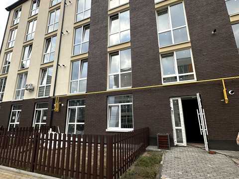 квартира за адресою Богдана Хмельницького вул., (Будинок 30)