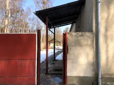 комерційна за адресою смт. Лугини, Армійська вул., 100