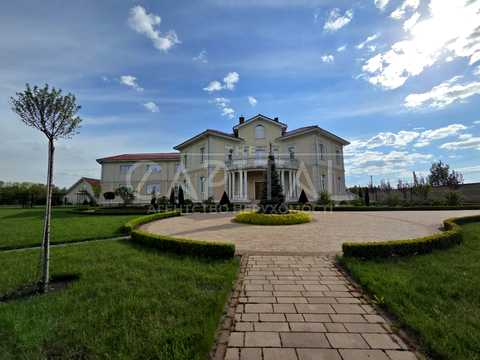 будинок за адресою В'ячеслава Чорновола