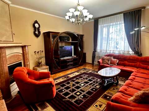 квартира за адресою Ігоря Бедзая вул. (Чкалова), 145