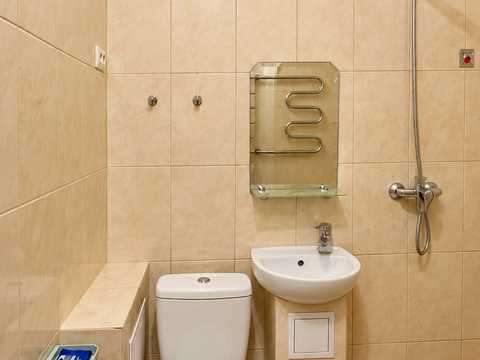 квартира за адресою Богатирська вул., 8