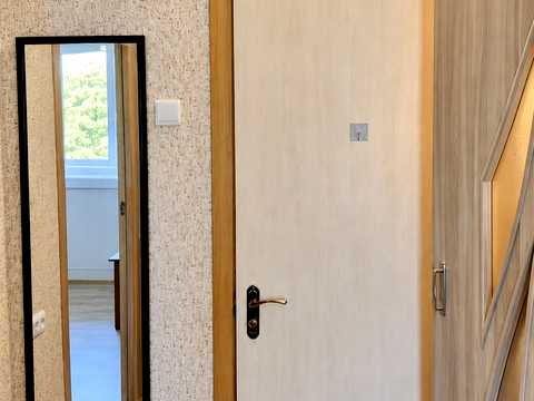 квартира за адресою Богатирська вул., 8