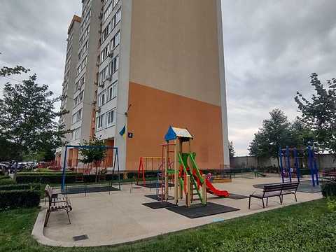 квартира за адресою Гранітна вул., 1
