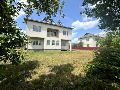 будинок за адресою с. Старі Кривотули, Петра майстра, 14