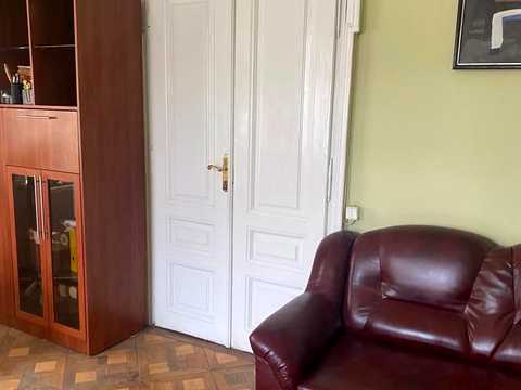 коммерческая по адресу Яблонской ул. (Заводская), 11