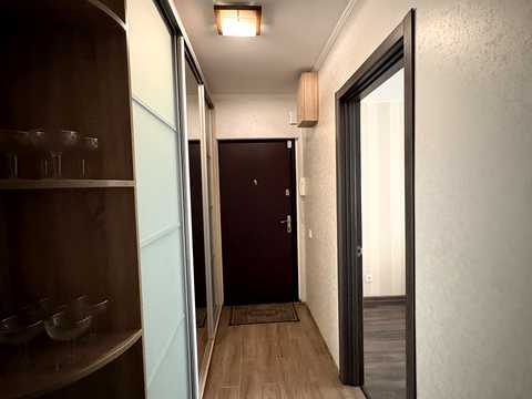 квартира за адресою Дарницький бульв., 4