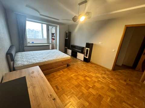 квартира по адресу Глиняная ул., 16
