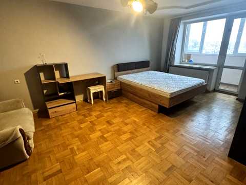 квартира по адресу Глиняная ул., 16