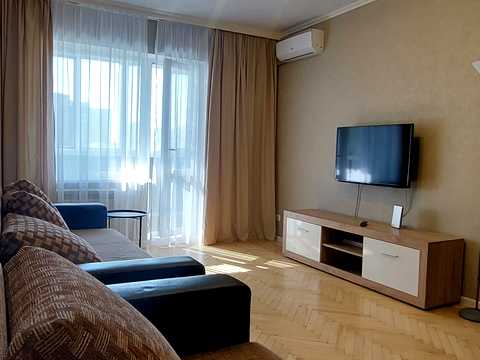 квартира по адресу Чернобыльская ул., 24/26