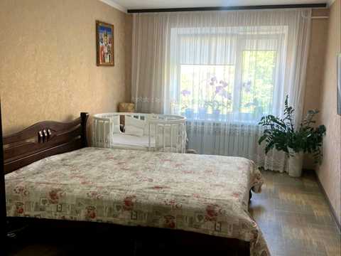 квартира за адресою Олександра Довженка вул. (Ленінградська), 38
