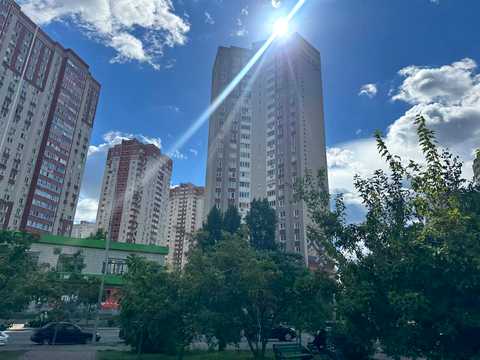 квартира за адресою Київ, Софії Русової вул., 1
