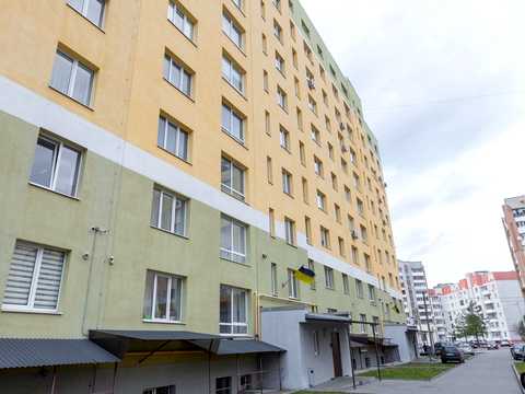 комерційна за адресою Роксоляни вул., 43-А