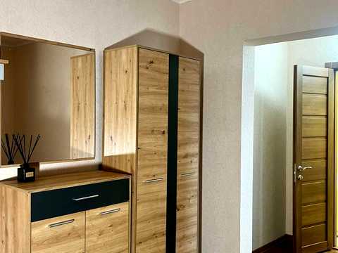 квартира за адресою Ревуцького вул., 54
