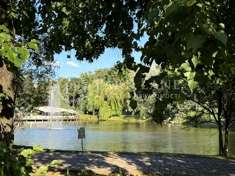 квартира по адресу Голосеевский просп. (40-летия Октября), 128