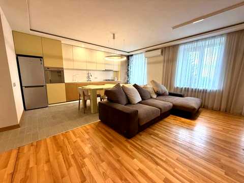 квартира за адресою Соборності вул. (Жовтнева), 50