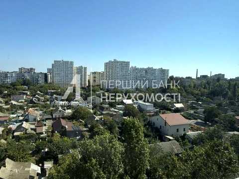 квартира по адресу Ильфа и Петрова ул. (Ільфа і Петрова), 4