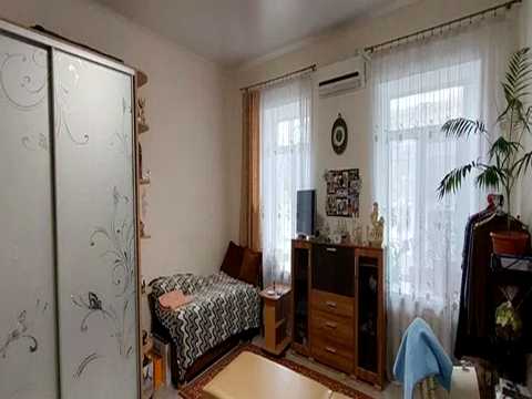 квартира за адресою Базарна вул., 100