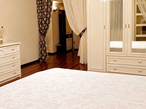 квартира за адресою Антоновича вул. (Горького), 94-96