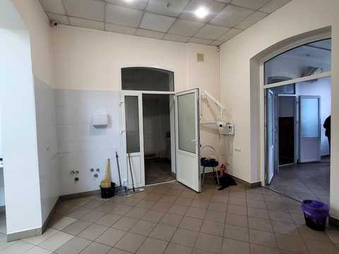 комерційна за адресою Івано-Франківськ, Михайла Грушевського вул., 41