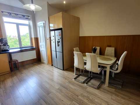 квартира за адресою Шептицьких вул., 14