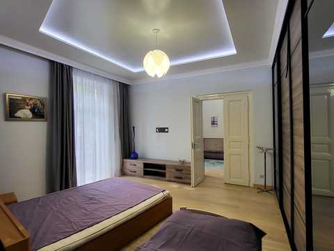 квартира за адресою Шептицьких вул., 14