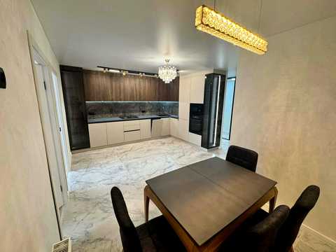 квартира по адресу Злуки просп., 7