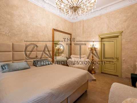 квартира за адресою Михайлівська вул., 24-В
