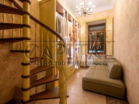 квартира за адресою Михайлівська вул., 24-В