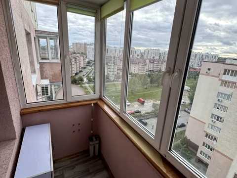 квартира за адресою Боголюбова вул., 12
