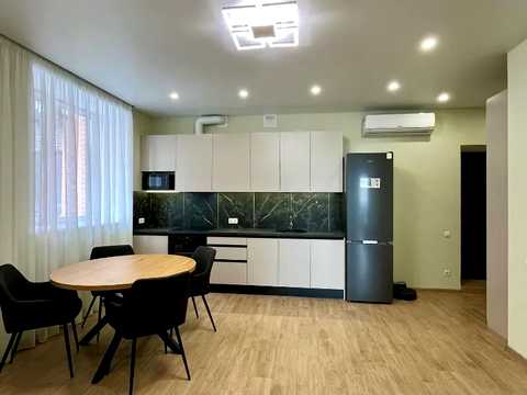 квартира за адресою Євгена Чикаленка вул. (Аржанова), 3