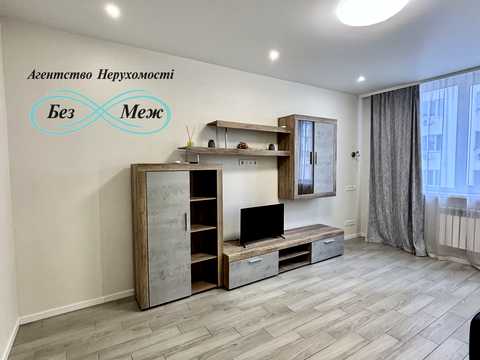 квартира за адресою Академіка Амосова вул., 12