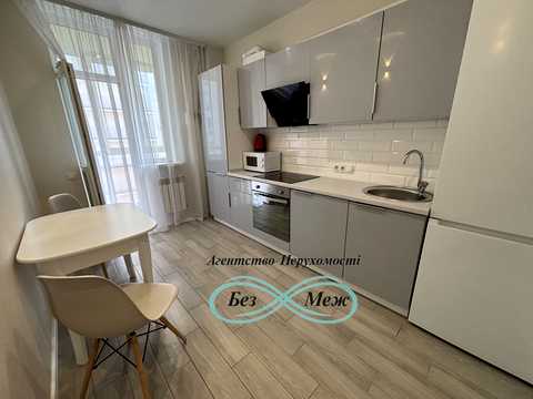 квартира за адресою Академіка Амосова вул., 12