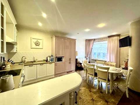 квартира за адресою Чернишевська вул., 50