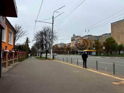 комерційна за адресою 200-річчя Кривого Рогу просп., 30а