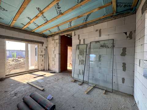 будинок за адресою Успішна, 28