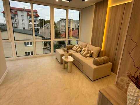 квартира за адресою Петриківська вул., 6