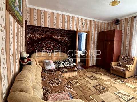 будинок за адресою Центральна вул. (Леніна)