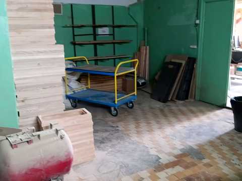 коммерческая по адресу Якова Гніздовського ул., 1