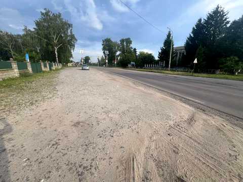 комерційна за адресою с. Грем'яче, Центральна, 65а