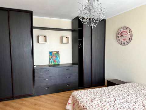 квартира за адресою Волинська вул., 10