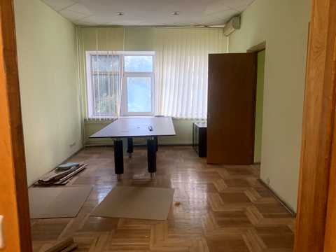коммерческая по адресу Александра Довженко ул., 16-В