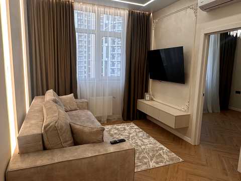 квартира за адресою Краснова вул., 1-В