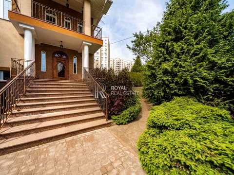 дом по адресу Жулянська ул., 76