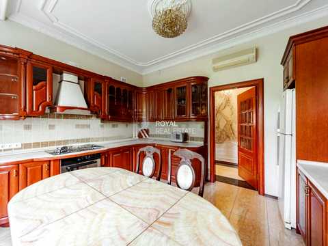 дом по адресу Жулянська ул., 76
