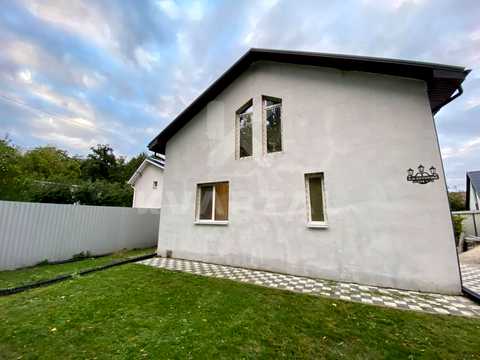 будинок за адресою Варшавська вул. (Ватутіна), 104