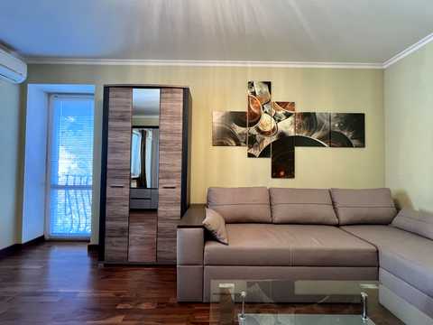 квартира за адресою Саксаганського вул., 45
