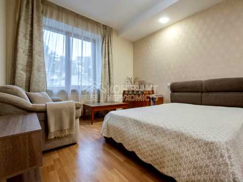 квартира за адресою Кримська вул., 8